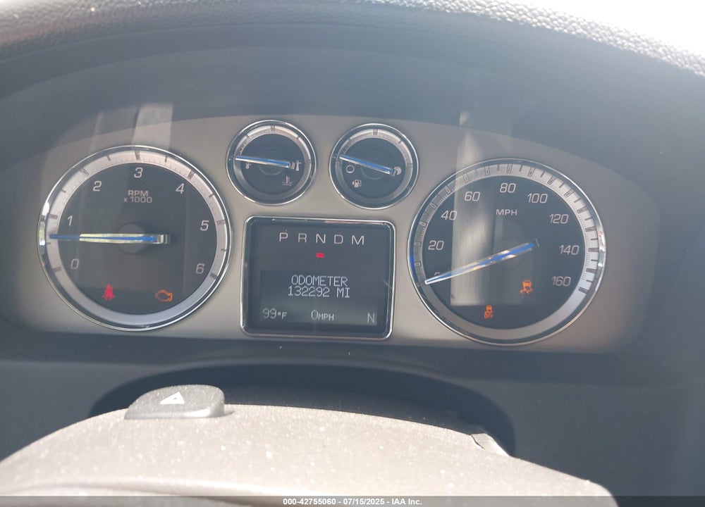 2013 CADILLAC ESCALADE VIN: 1GYS3AEF0DR219037