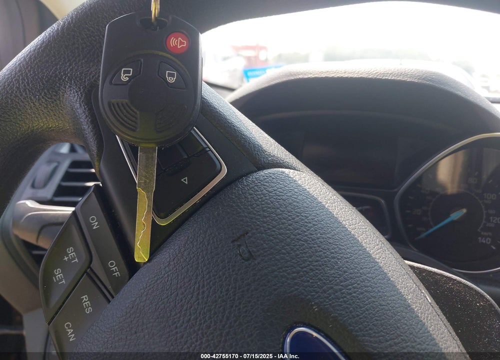 2018 FORD ESCAPE VIN: 1FMCU0GD8JUB46596