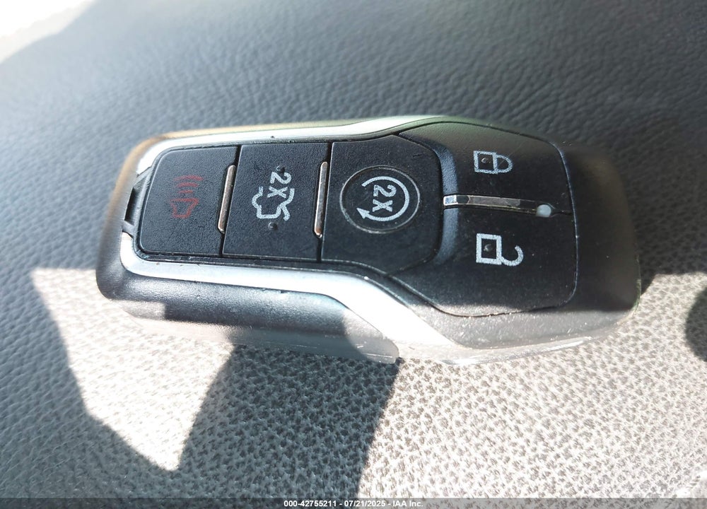 2016 FORD EXPLORER VIN: 1FM5K8DH1GGC70088