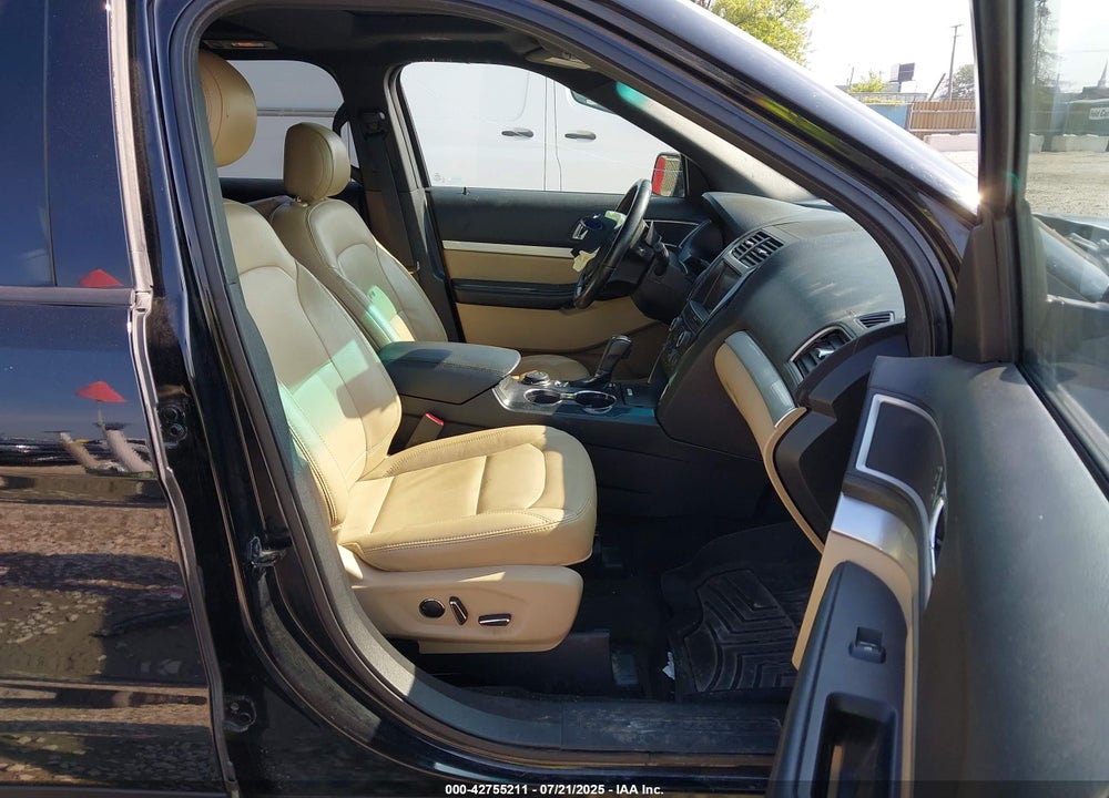 2016 FORD EXPLORER VIN: 1FM5K8DH1GGC70088