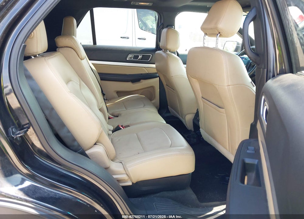2016 FORD EXPLORER VIN: 1FM5K8DH1GGC70088