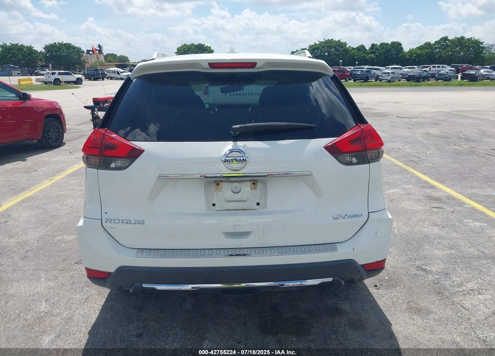 2017 NISSAN ROGUE VIN: 5N1AT2MV5HC827690
