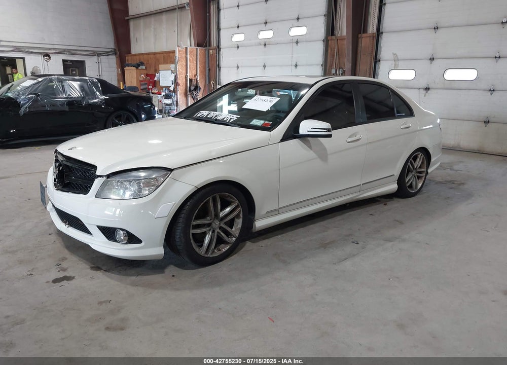 2010 MERCEDES-BENZ C CLASS VIN: WDDGF8BB0AF401921
