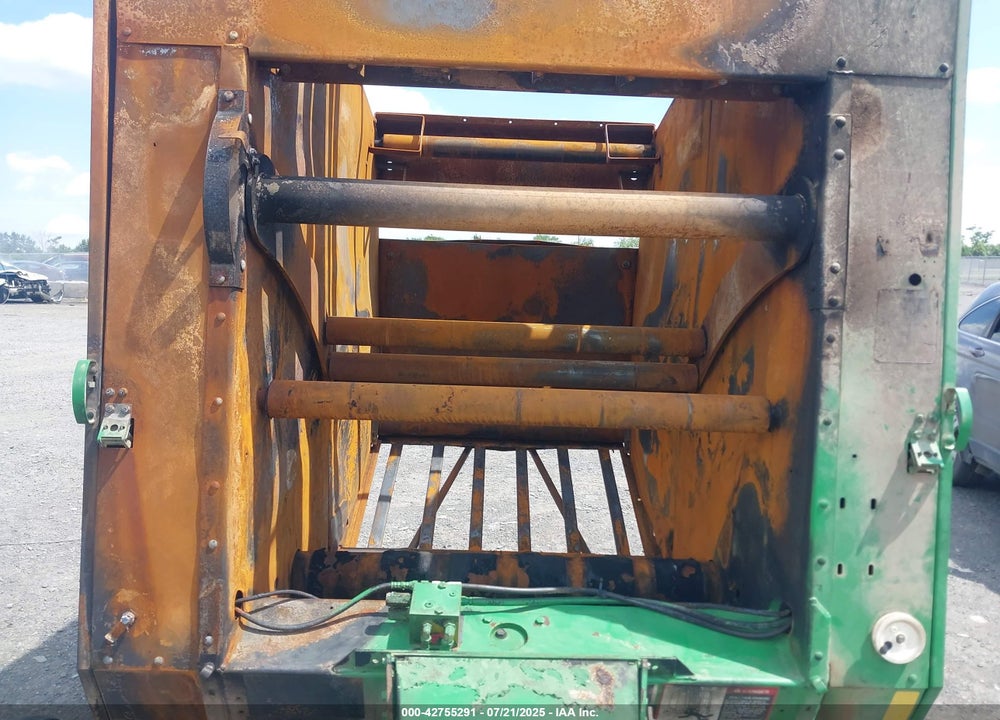 2005 JOHN DEERE OTHER VIN: E00457X320939