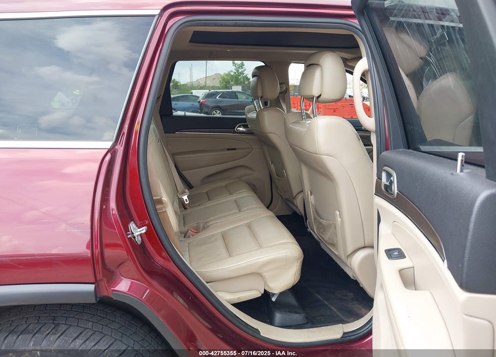 2016 JEEP GRAND CHEROKEE VIN: 1C4RJFBG8GC327174