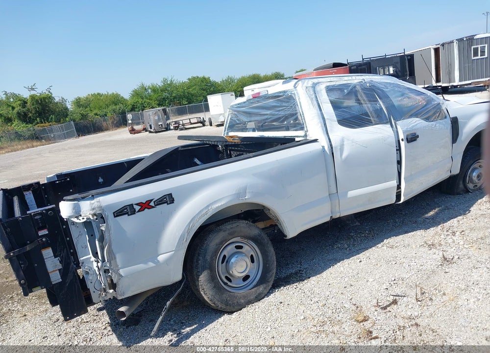 2022 FORD F-250 VIN: 1FT7X2B6XNEF92007