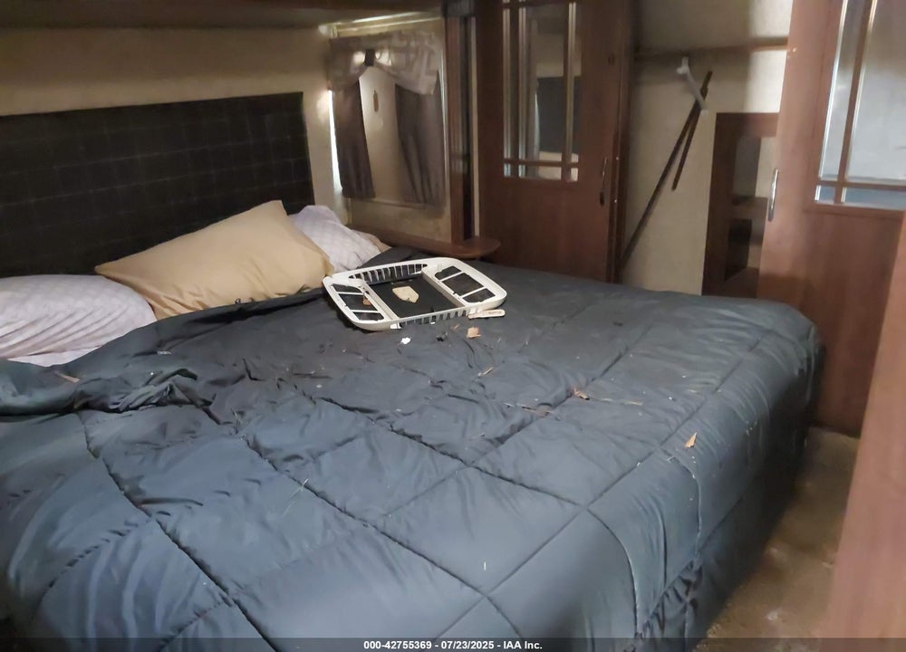 2016 SANDPIPER 37FT VIN: 4X4FSAN21GJ033155
