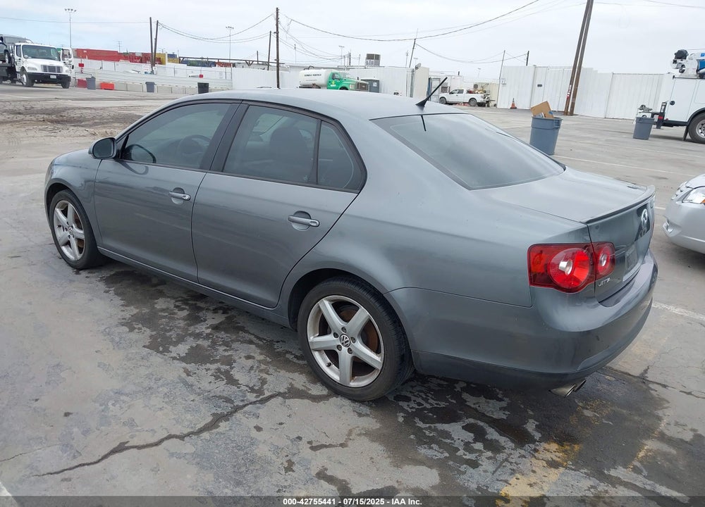 2010 VOLKSWAGEN JETTA VIN: 3VWRZ7AJ5AM155314