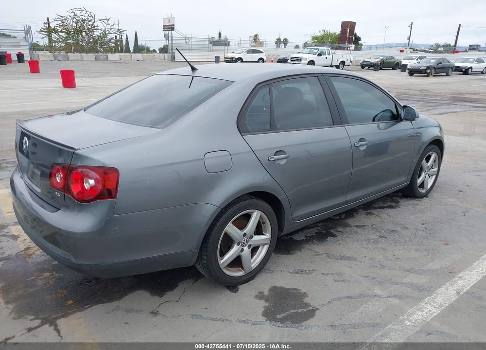 2010 VOLKSWAGEN JETTA VIN: 3VWRZ7AJ5AM155314