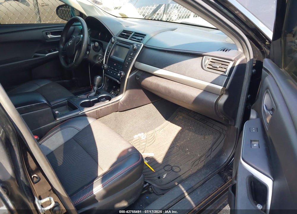 2017 TOYOTA CAMRY SE VIN: 4T1BF1FK6HU384484