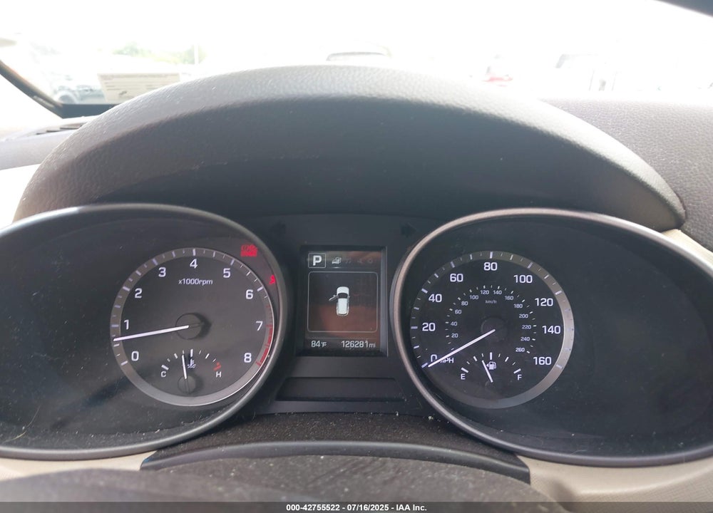 2017 HYUNDAI SANTA FE VIN: 5NMZUDLB4HH015242
