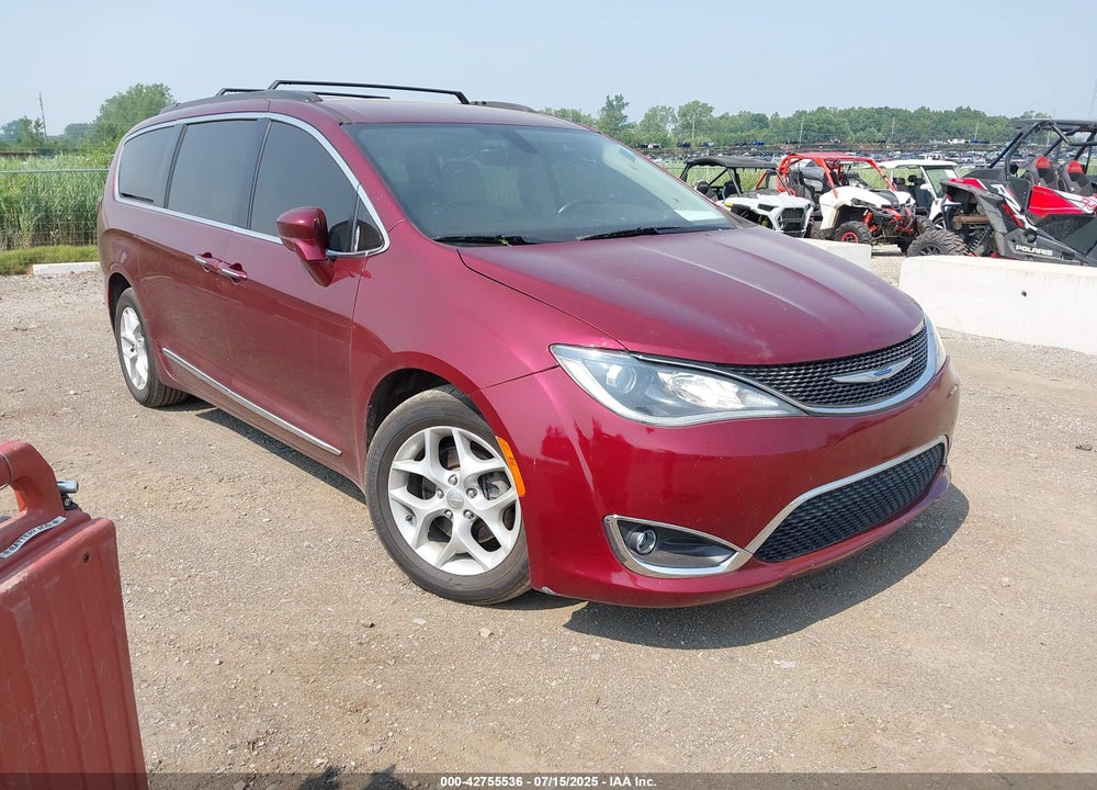 2017 CHRYSLER PACIFICA TOURING L VIN: 2C4RC1BG8HR660660