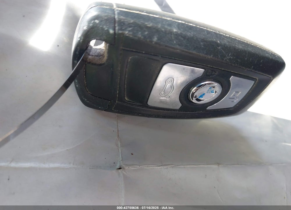 2015 BMW 3 SERIES VIN: WBA3B1C51FK141111