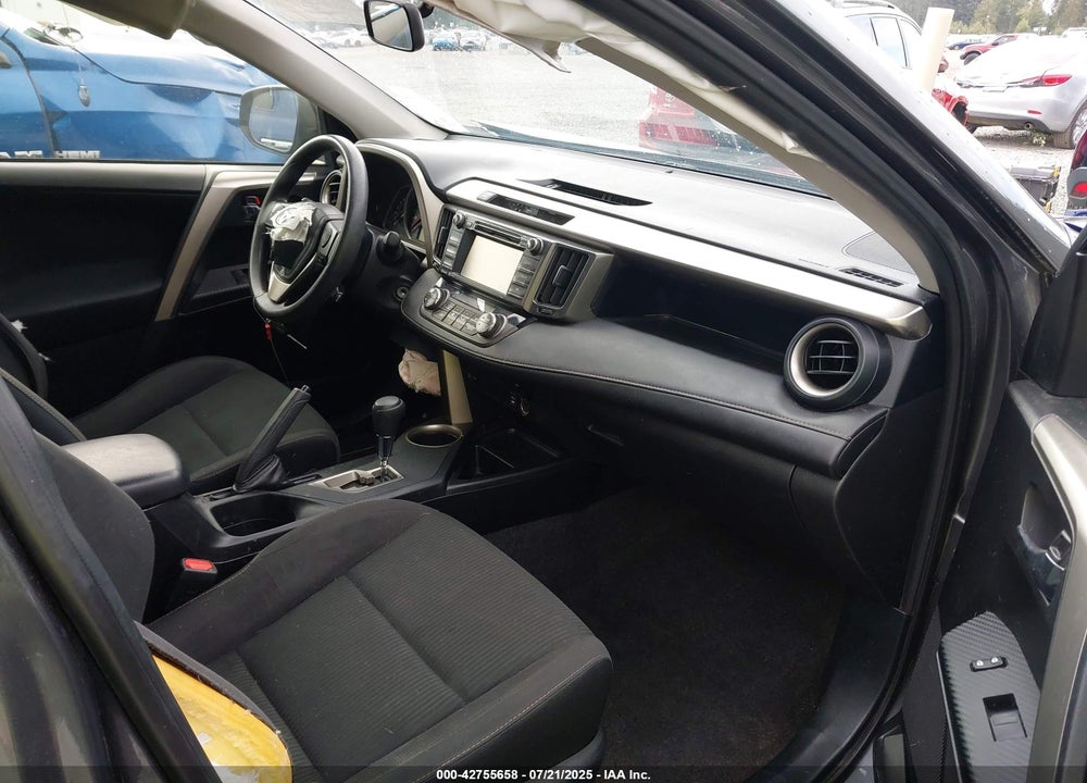 2015 TOYOTA RAV4 XLE VIN: JTMWFREV0FD080127