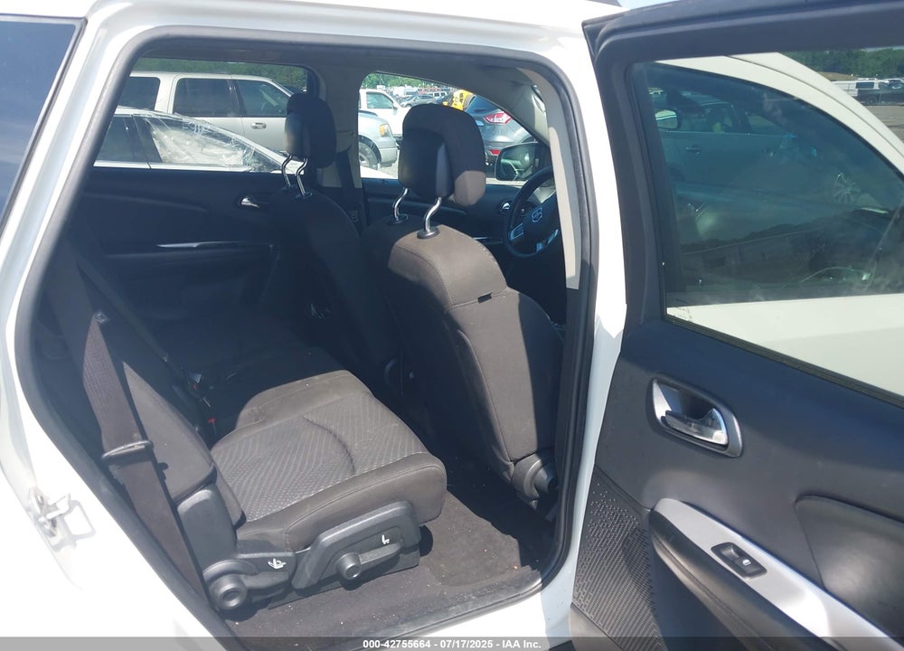 2018 DODGE JOURNEY SE VIN: 3C4PDCAB9JT347061