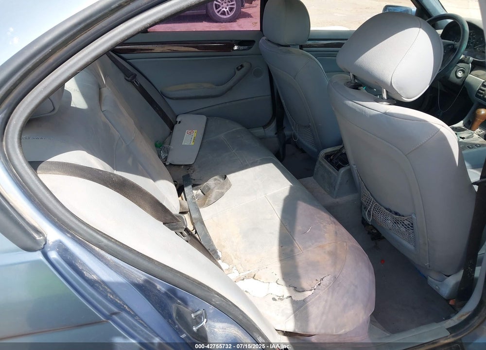 2002 BMW 325I VIN: WBAEV33462KL68548