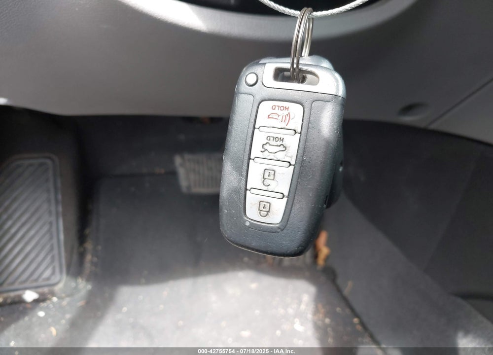 2012 HYUNDAI SONATA HYBRID VIN: KMHEC4A44CA020770