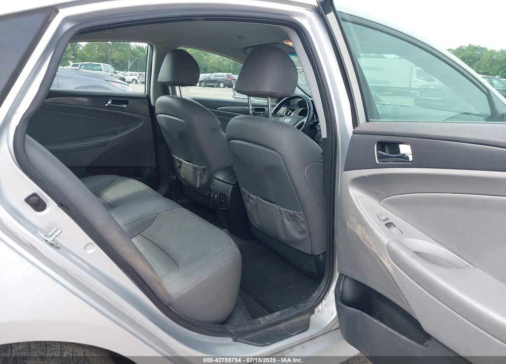 2012 HYUNDAI SONATA HYBRID VIN: KMHEC4A44CA020770