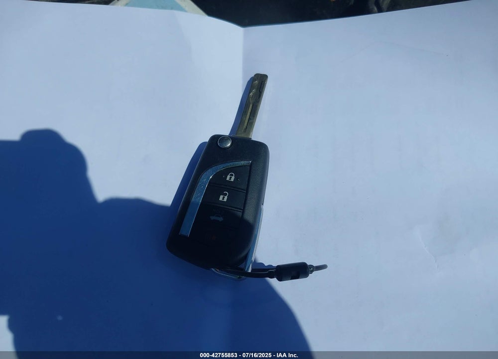 2022 TOYOTA COROLLA LE VIN: 5YFEPMAE0NP367772