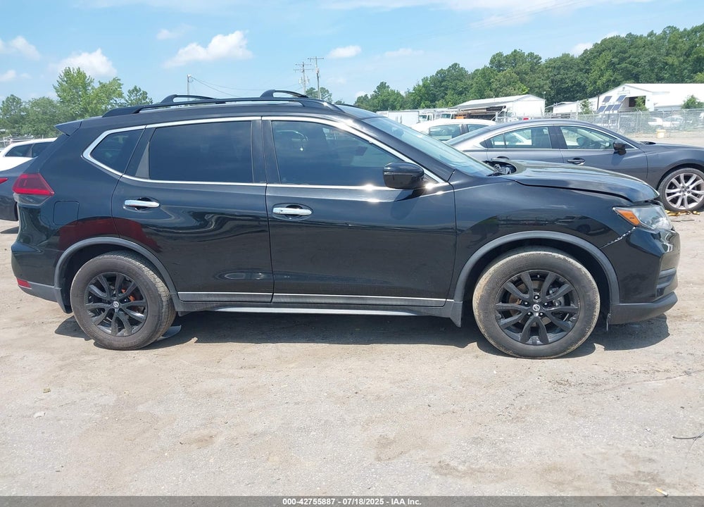 2018 NISSAN ROGUE VIN: 5N1AT2MT9JC811058