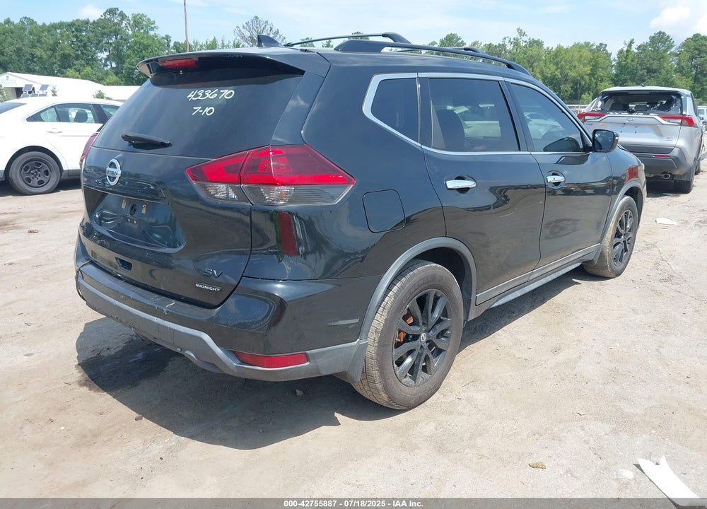 2018 NISSAN ROGUE VIN: 5N1AT2MT9JC811058