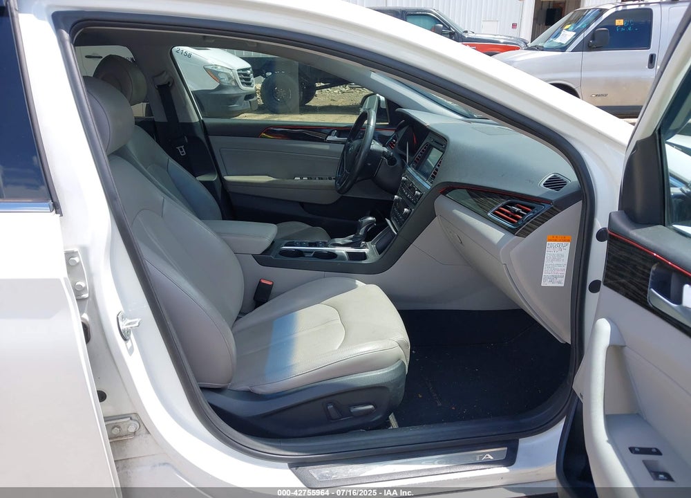 2016 HYUNDAI SONATA HYBRID VIN: KMHE34L16GA020231