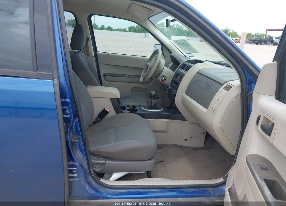 2008 FORD ESCAPE XLS/XLS MANUAL VIN: 1FMCU02Z18KE02392