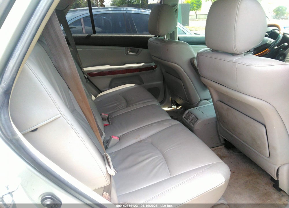 2005 LEXUS RX 330 VIN: JTJGA31U350047803