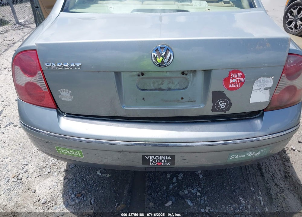 2004 VOLKSWAGEN PASSAT GLS VIN: WVWPD63B24P332392