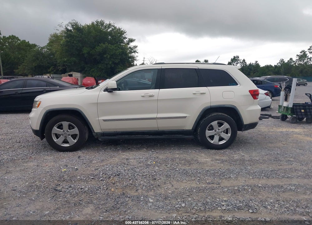 2011 JEEP GRAND CHEROKEE VIN: 1J4RR4GG6BC707610