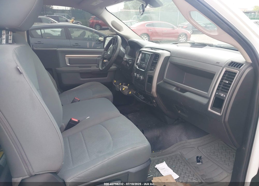 2016 RAM 1500 VIN: 3C6JR6DT6GG285396