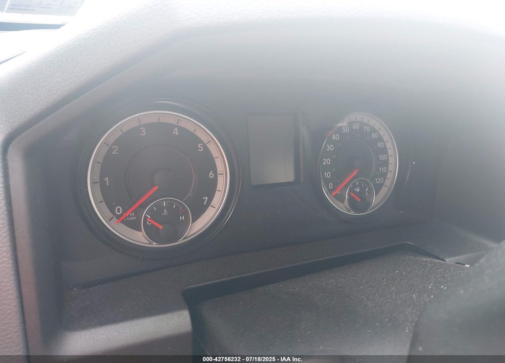 2016 RAM 1500 VIN: 3C6JR6DT6GG285396