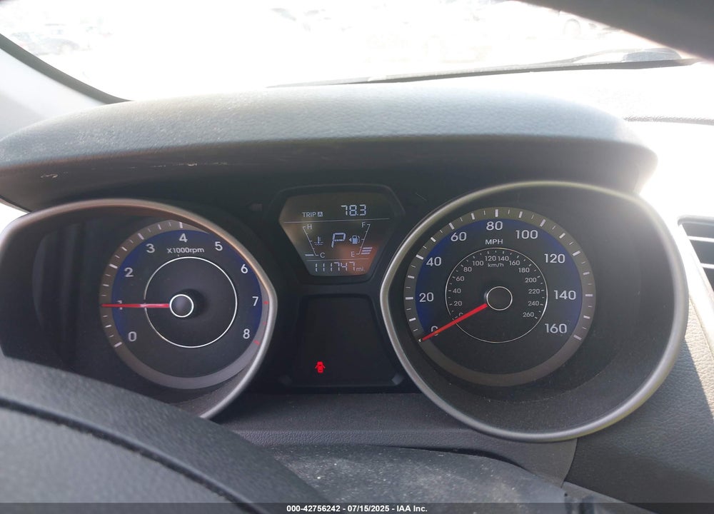 2014 HYUNDAI ELANTRA VIN: KMHDH4AE5EU161676