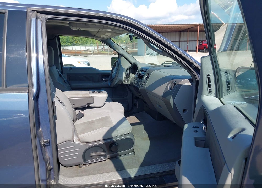 2004 FORD F-150 STX/XL/XLT VIN: 1FTRX14W64NC20100