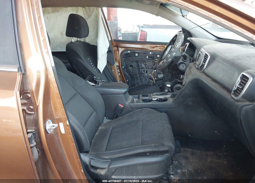2018 KIA SPORTAGE VIN: KNDPM3AC1J7484539