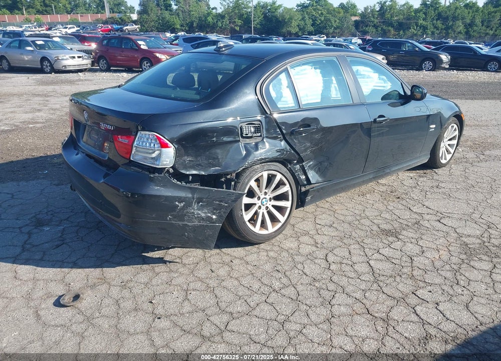 2011 BMW 328I XDRIVE VIN: WBAPK5C56BA661913