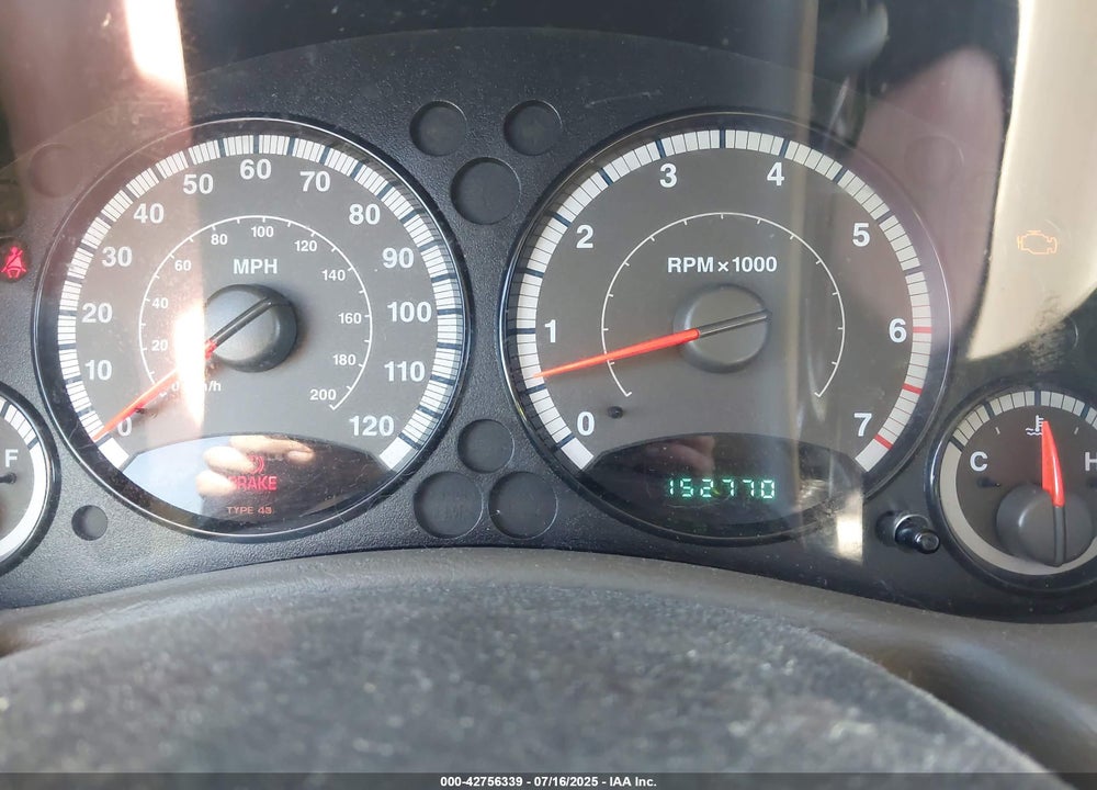 2005 JEEP LIBERTY SPORT VIN: 1J4GL48K45W617046