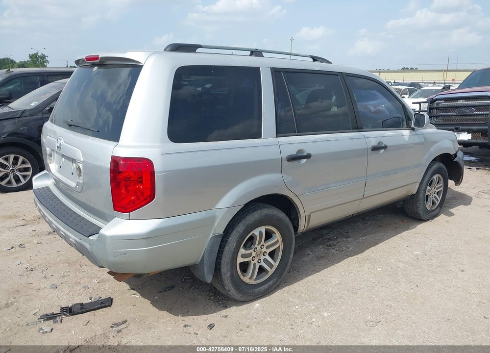 2005 HONDA PILOT EX VIN: 5FNYF18445B058362
