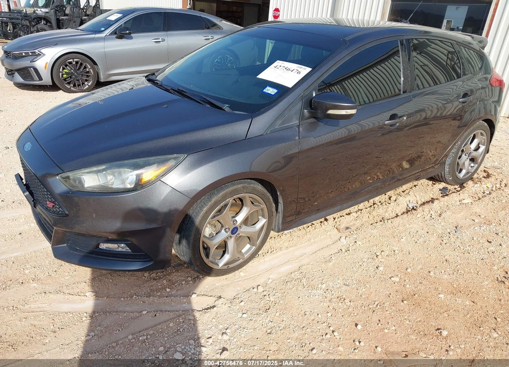 2016 FORD FOCUS VIN: 1FADP3L97GL301288
