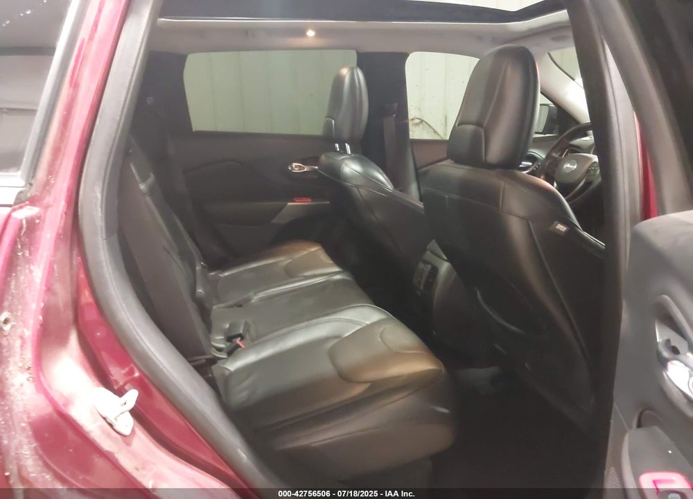 2019 JEEP CHEROKEE VIN: 1C4PJMJN8KD123912