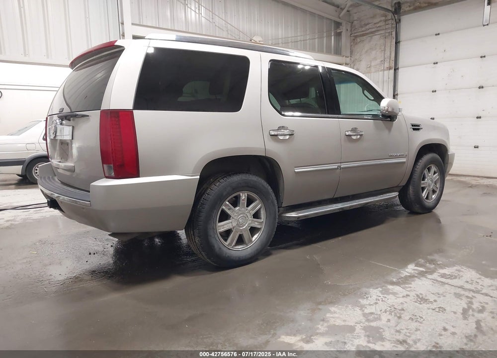 2007 CADILLAC ESCALADE VIN: 1GYFK63847R217754