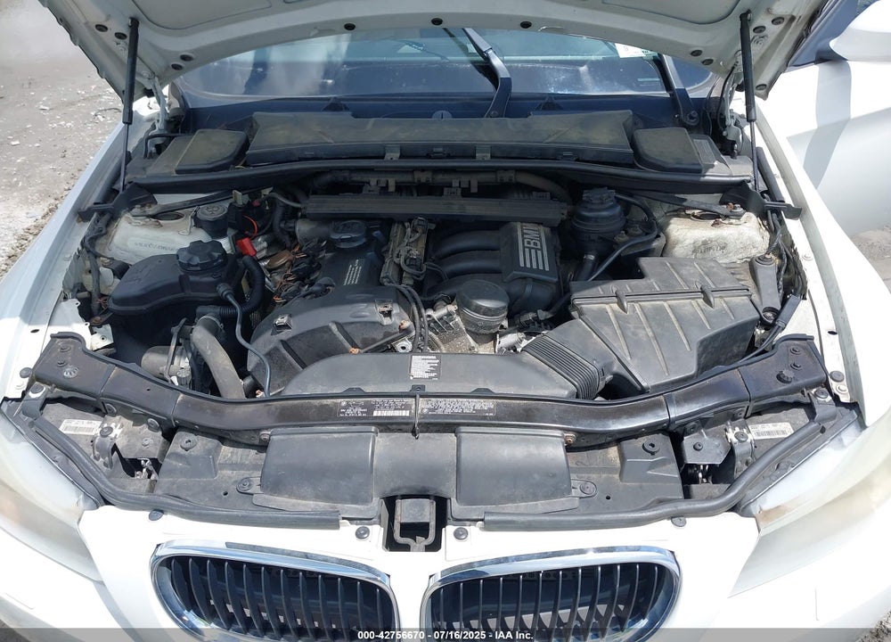 2011 BMW 3 SERIES VIN: WBAPK5G57BNN81345