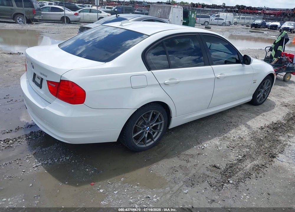 2011 BMW 3 SERIES VIN: WBAPK5G57BNN81345