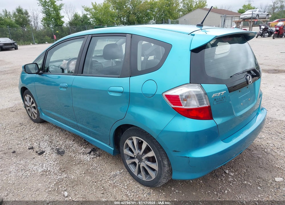 2012 HONDA FIT VIN: JHMGE8H56CC011245