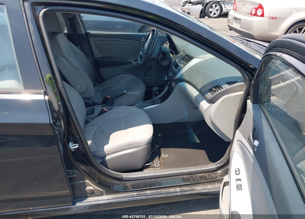 2016 HYUNDAI ACCENT VIN: KMHCT5AE3GU267367