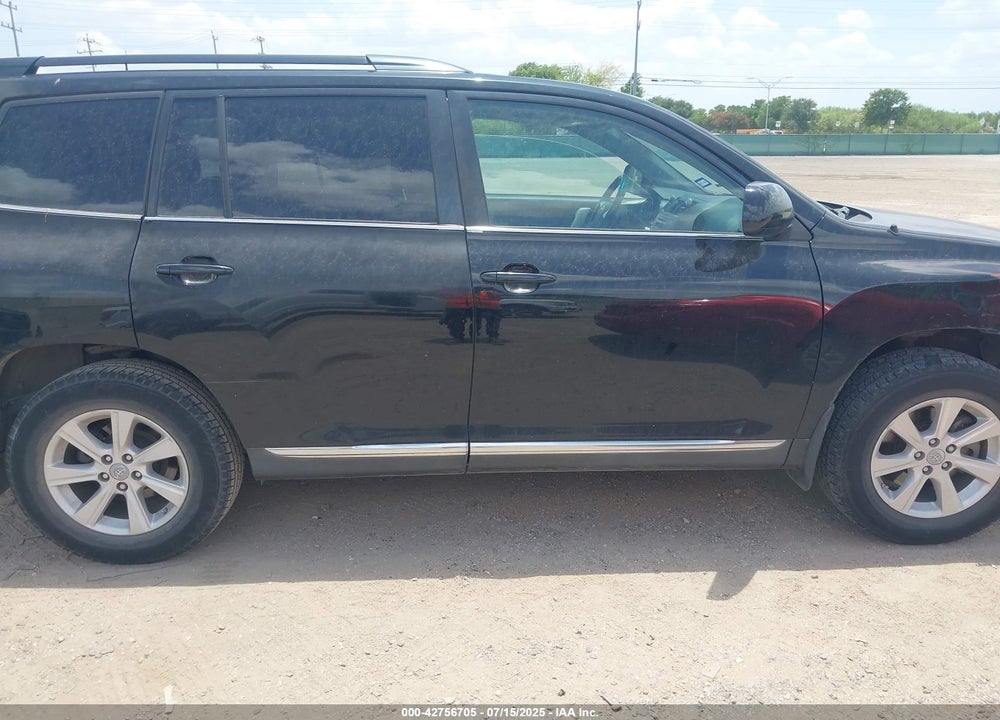 2011 TOYOTA HIGHLANDER SE VIN: 5TDZA3EH1BS012582