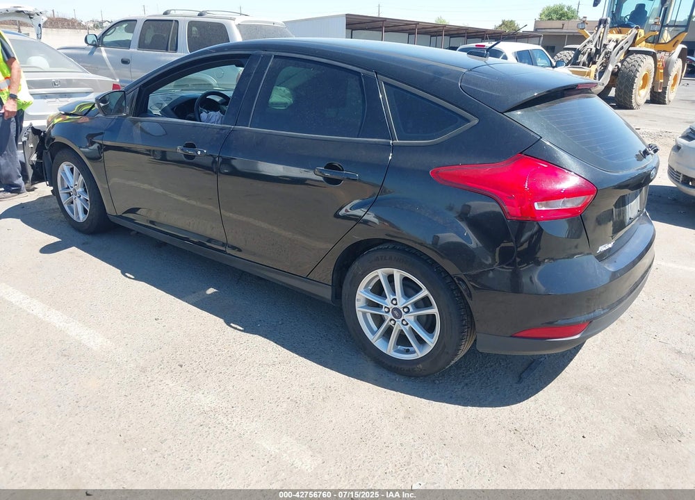 2015 FORD FOCUS VIN: 1FADP3K21FL224615