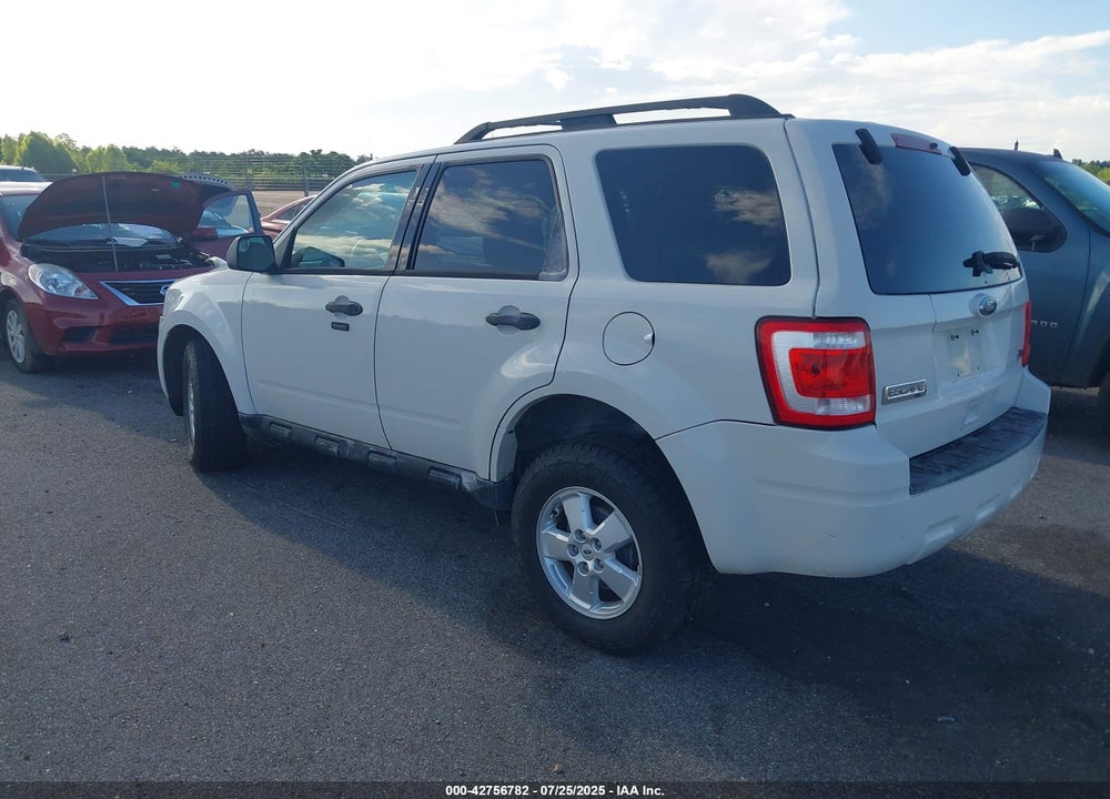 2010 FORD ESCAPE VIN: 1FMCU9DG9AKB82361