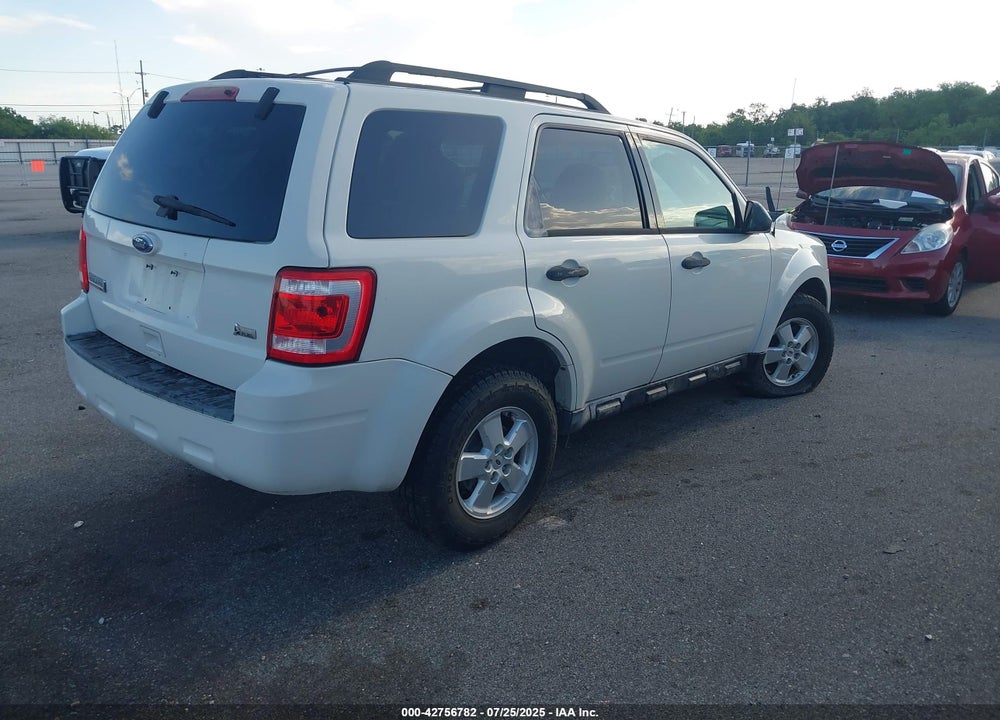 2010 FORD ESCAPE VIN: 1FMCU9DG9AKB82361