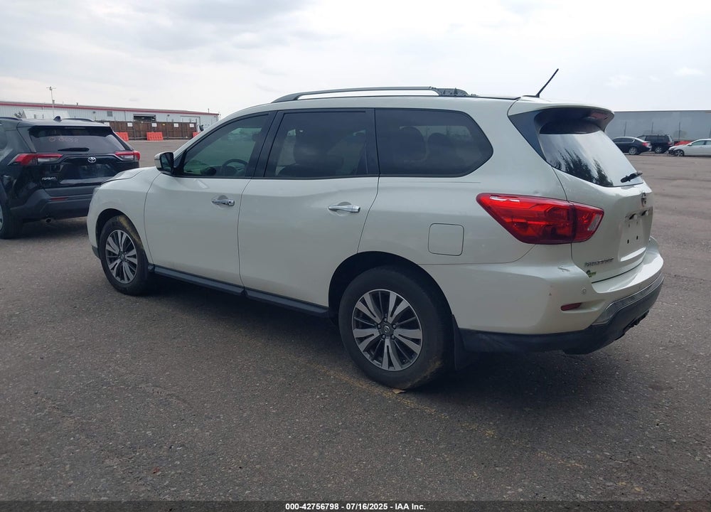 2017 NISSAN PATHFINDER VIN: 5N1DR2MN6HC641457